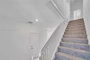2300 NW 130th St, Miami, FL 33167 - Photo 30