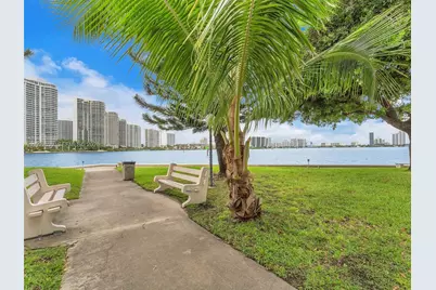 301 174th St #2004, Sunny Isles Beach, FL 33160 - Photo 44