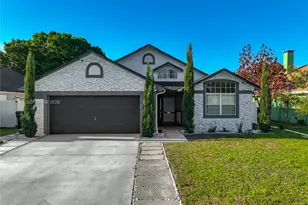 10052 Sandbar St, Orlando, FL 32825 - Photo 2