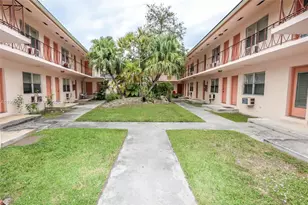 1250 S Alhambra Cir, Coral Gables, FL 33146 - Photo 28
