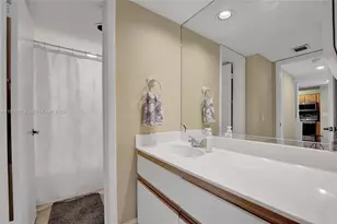 8119 NW 17th Manor, Plantation, FL 33322 - Photo 32