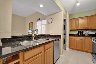 8119 NW 17th Manor, Plantation, FL 33322 - Photo 10