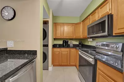 8119 NW 17th Mnr #8119, Plantation, FL 33322 - Photo 14