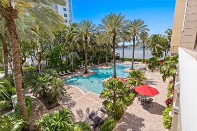 17100 N Bay Rd #1301, Sunny Isles Beach, FL 33160 - Photo 1