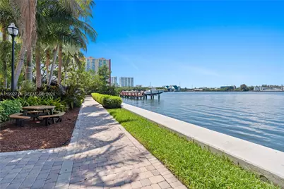 17100 N Bay Rd #1301, Sunny Isles Beach, FL 33160 - Photo 38