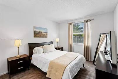 17100 N Bay Rd #1301, Sunny Isles Beach, FL 33160 - Photo 14