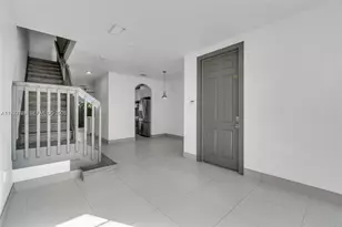 1720 NE 33rd Ave, Homestead, FL 33033 - Photo 4