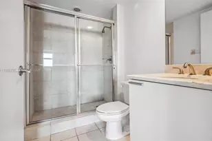 14951 Royal Oaks Ln, North Miami, FL 33181 - Photo 14