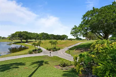 2569 Eagle Run Ln #0, Weston, FL 33327 - Photo 44