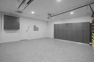 2569 Eagle Run Ln, Weston, FL 33327 - Photo 60