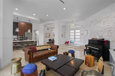 2569 Eagle Run Ln #0, Weston, FL 33327 - Photo 6