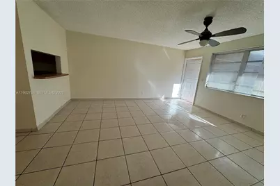 1024 Twin Lakes Dr #21-F, Coral Springs, FL 33071 - Photo 6