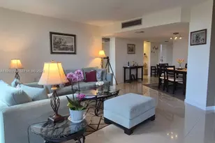 20400 W Country Club Dr, Aventura, FL 33180 - Photo 6