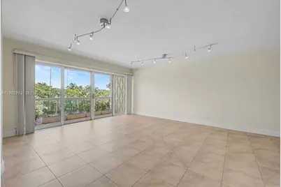 2451 Brickell Ave #4F, Miami, FL 33129 - Photo 6