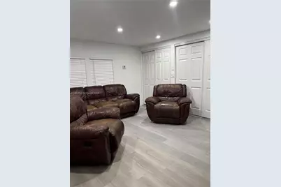 12888 SW 17th St, Unincorporated Dade County, FL 33175 - Photo 4