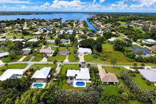 2497 NW South Manor Ave, Stuart, FL 34994 - Photo 1