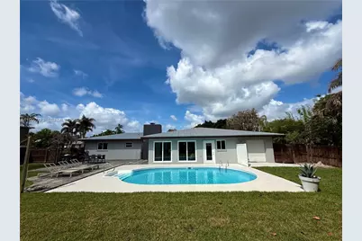 2497 NW South Manor Ave, Stuart, FL 34994 - Photo 4