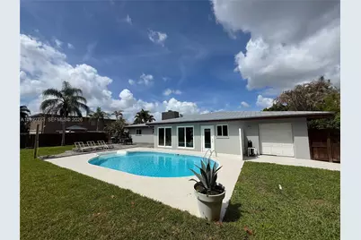 2497 NW South Manor Ave, Stuart, FL 34994 - Photo 12