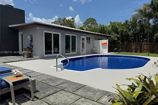2497 NW South Manor Ave, Stuart, FL 34994 - Photo 36