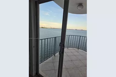 11930 N Bayshore Dr #1006, North Miami, FL 33181 - Photo 4