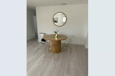 7884 NW 175th St, Hialeah, FL 33015 - Photo 4