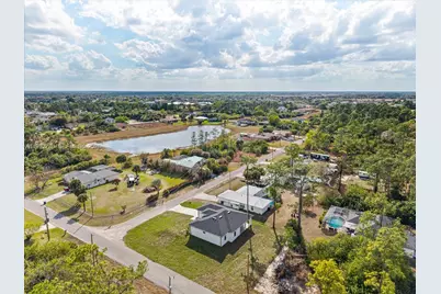 735 Chavers St, Lehigh Acres, FL 33974 - Photo 10