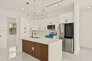 735 Chavers St, Lehigh Acres, FL 33974 - Photo 6