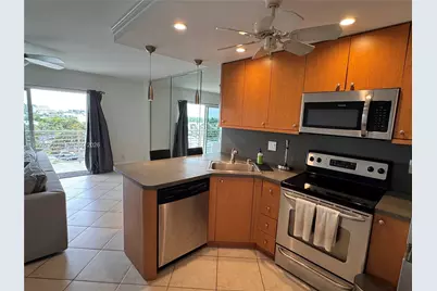 2900 NE 30th St #B7, Fort Lauderdale, FL 33306 - Photo 2