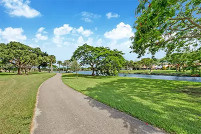 10560 SW 156th Pl #205, Miami, FL 33196 - Photo 14