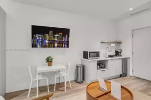 229 SW 9th St, Miami, FL 33130 - Photo 8