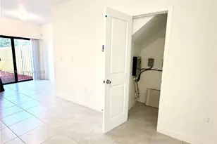 359 NE 16th St, Florida City, FL 33034 - Photo 18