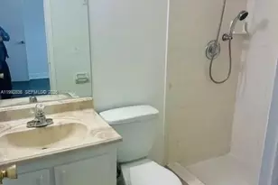 9351 Fontainebleau Blvd, Miami, FL 33172 - Photo 8