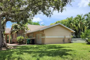 26451 SW 173rd Pl, Homestead, FL 33031 - Photo 6