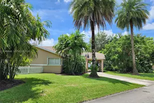26451 SW 173rd Pl, Homestead, FL 33031 - Photo 4