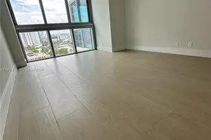 2655 Collins Ave, Miami Beach, FL 33140 - Photo 10