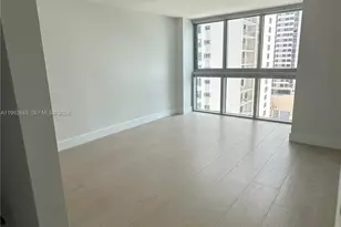 2655 Collins Ave, Miami Beach, FL 33140 - Photo 14