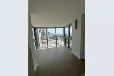 2655 Collins Ave #1204, Miami Beach, FL 33140 - Photo 6