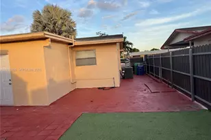 19220 NW 51st Ave, Miami Gardens, FL 33055 - Photo 18