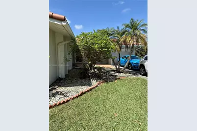 20020 Bel Aire Dr, Cutler Bay, FL 33189 - Photo 6