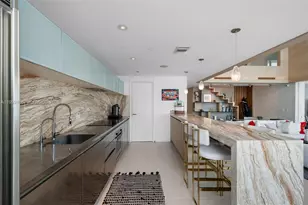 1040 Biscayne Blvd, Miami, FL 33132 - Photo 14