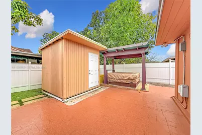 1163 NW 134th Pl, Miami, FL 33182 - Photo 42