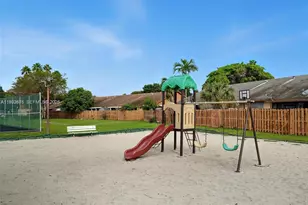 6722 NW 192nd Ln, Hialeah, FL 33015 - Photo 46