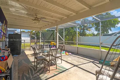 2221 Alcazar Dr, Miramar, FL 33023 - Photo 22