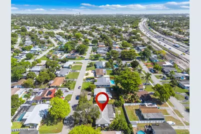 2221 Alcazar Dr, Miramar, FL 33023 - Photo 26