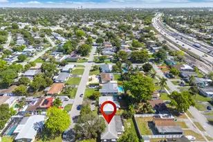 2221 Alcazar Dr, Miramar, FL 33023 - Photo 26