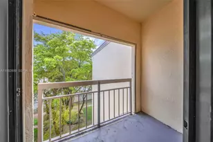 8290 Lake Dr, Doral, FL 33166 - Photo 6