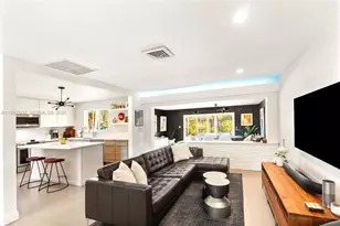 315 N 31st Rd, Hollywood, FL 33021 - Photo 6