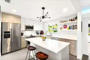 315 N 31st Rd, Hollywood, FL 33021 - Photo 8