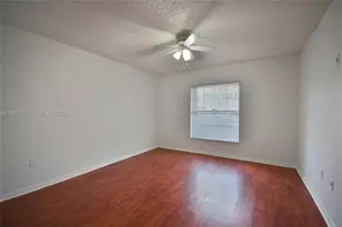 10380 NW 46th St, Doral, FL 33178 - Photo 22