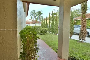 10380 NW 46th St, Doral, FL 33178 - Photo 2